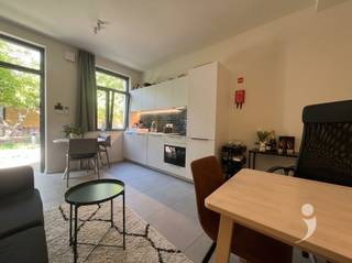 Gezellig huisje met 1 slaapkamer te huur in het centrum van LeuvenBent u op zoek naar een charmante en gezellige woning op een rustige locatie in...