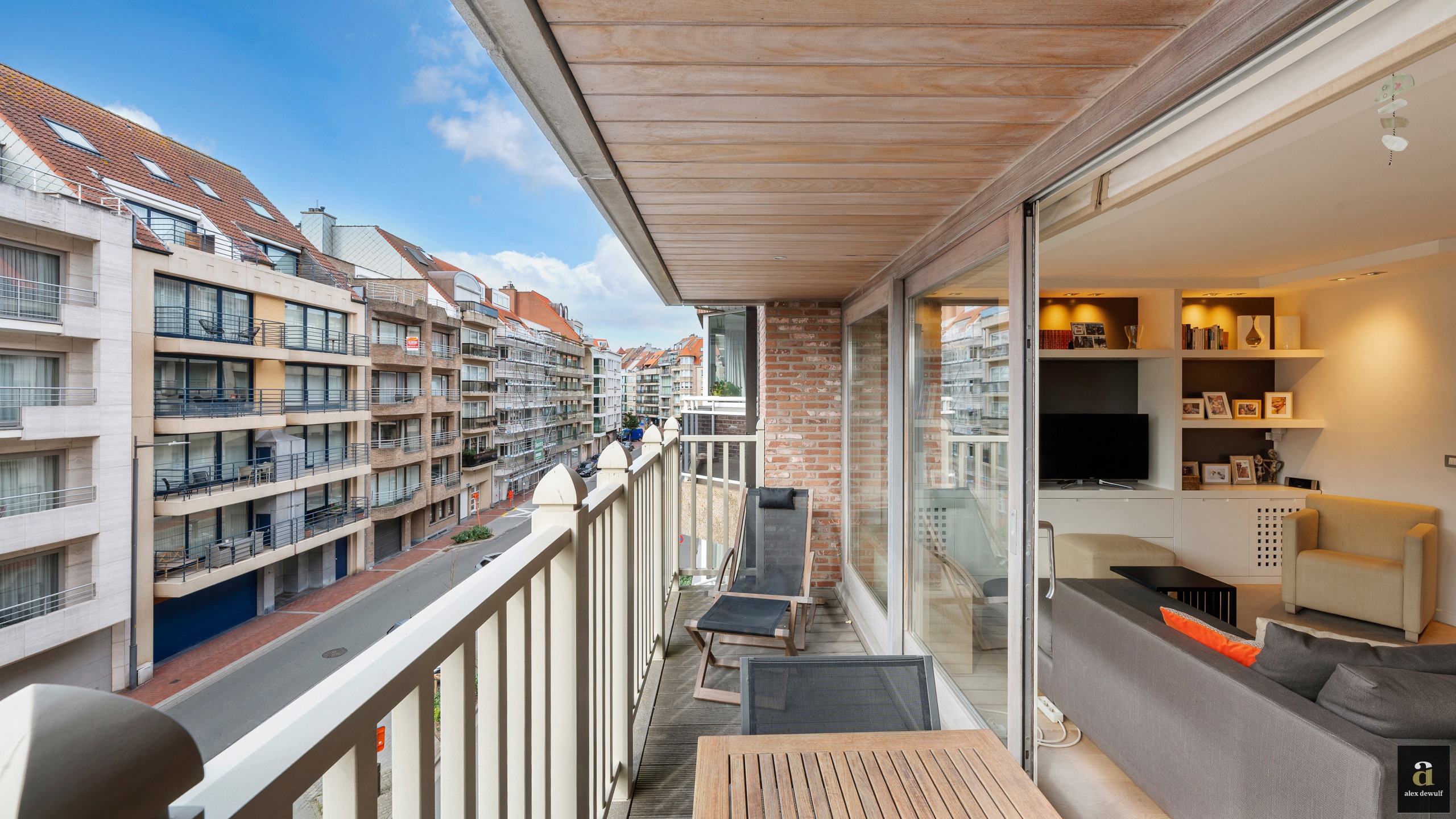 Lichtrijk appartement met 3 slpks en westterras[Koningslaan] - foto 1