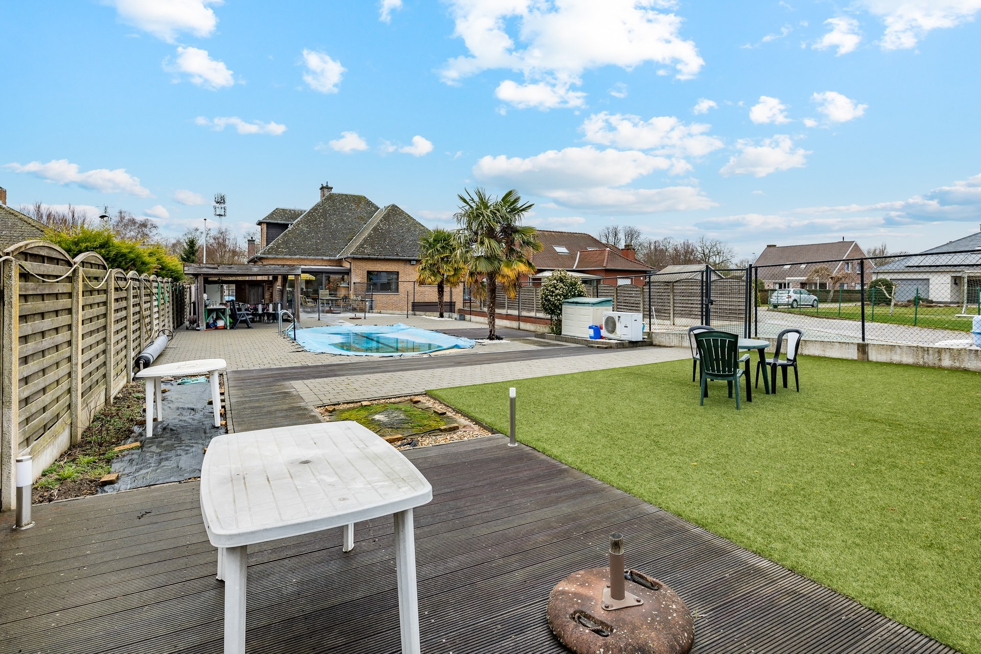 Charmante villa met zwembad op een mooi perceel van 942 m²  - foto 3