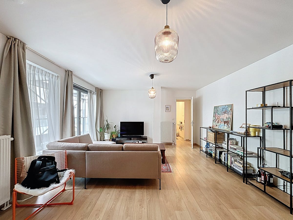 Appartement 2 pièces à louer au Handelsgalerij Bruxelles. - photo 1