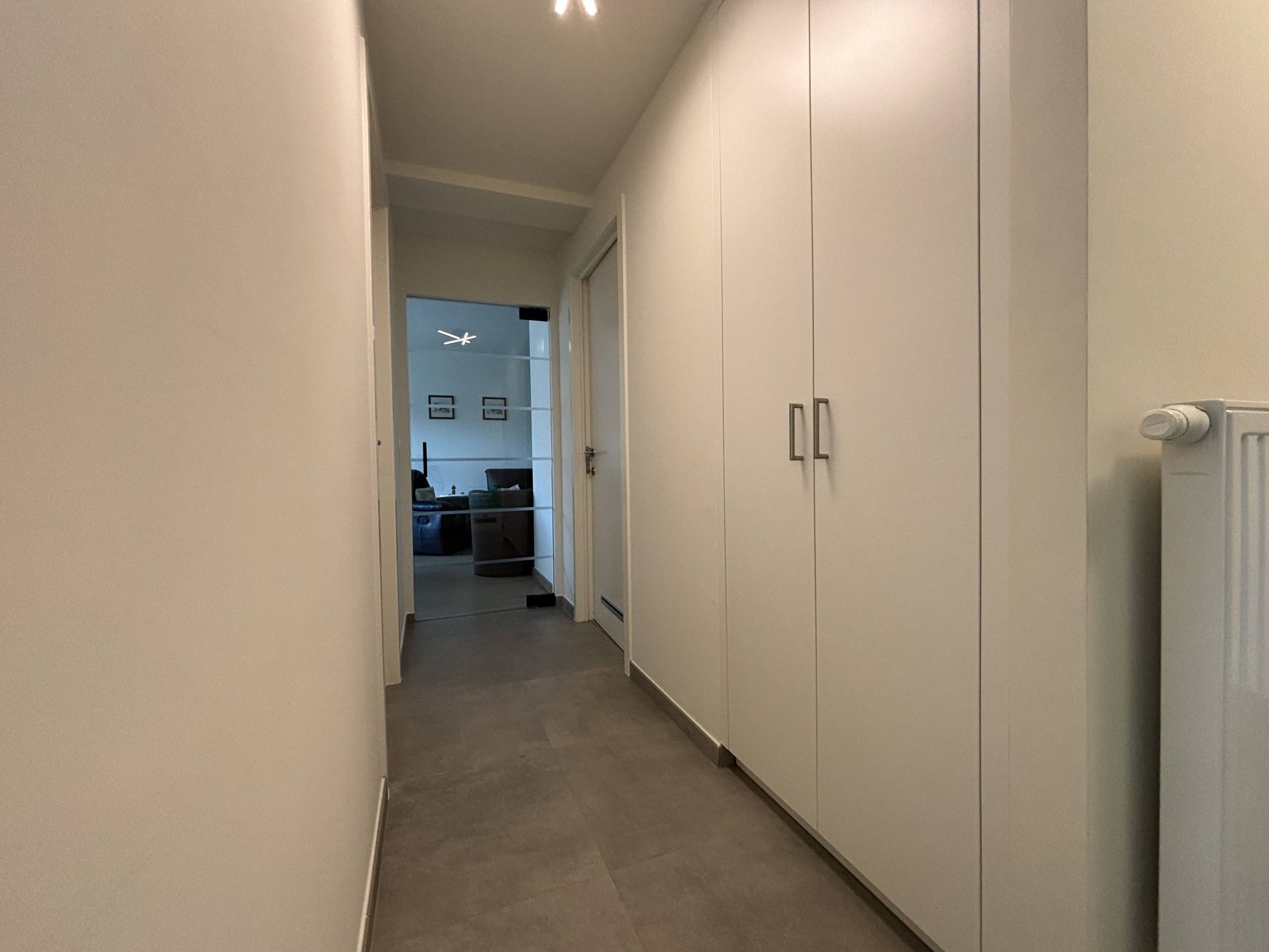 Modern appartement met terras en 2 slaapkamers in hartje Zottegem - foto 5
