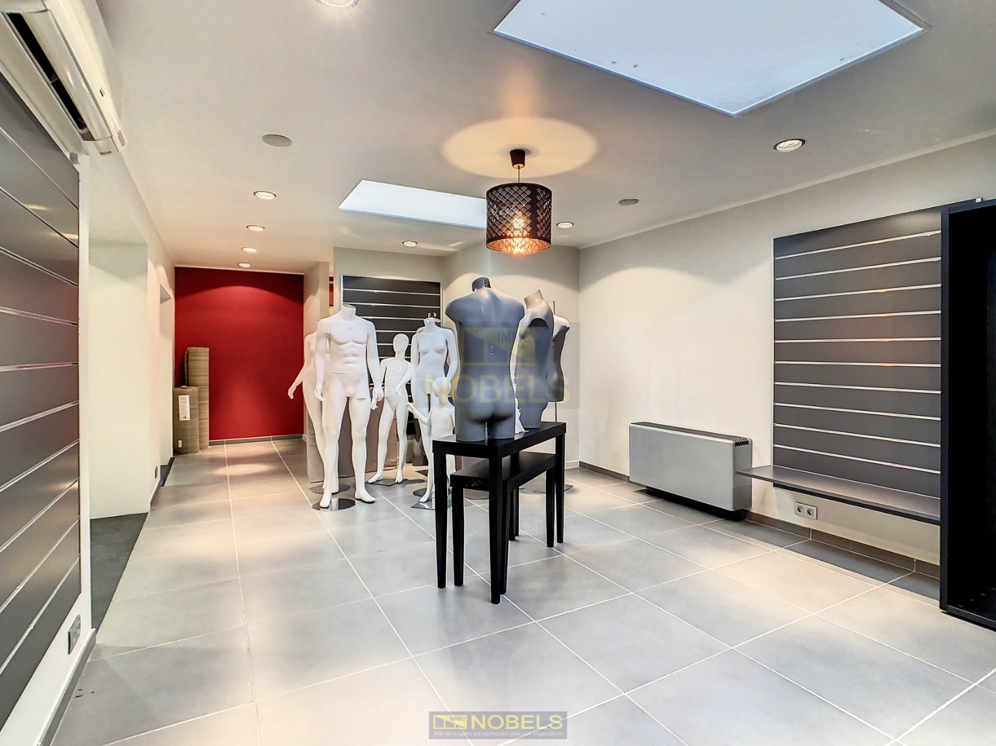 Te koop, handelsruimte met 2-slaapkamerappartement op gunstige ligging te Dikkelvenne (Gavere) - foto 3