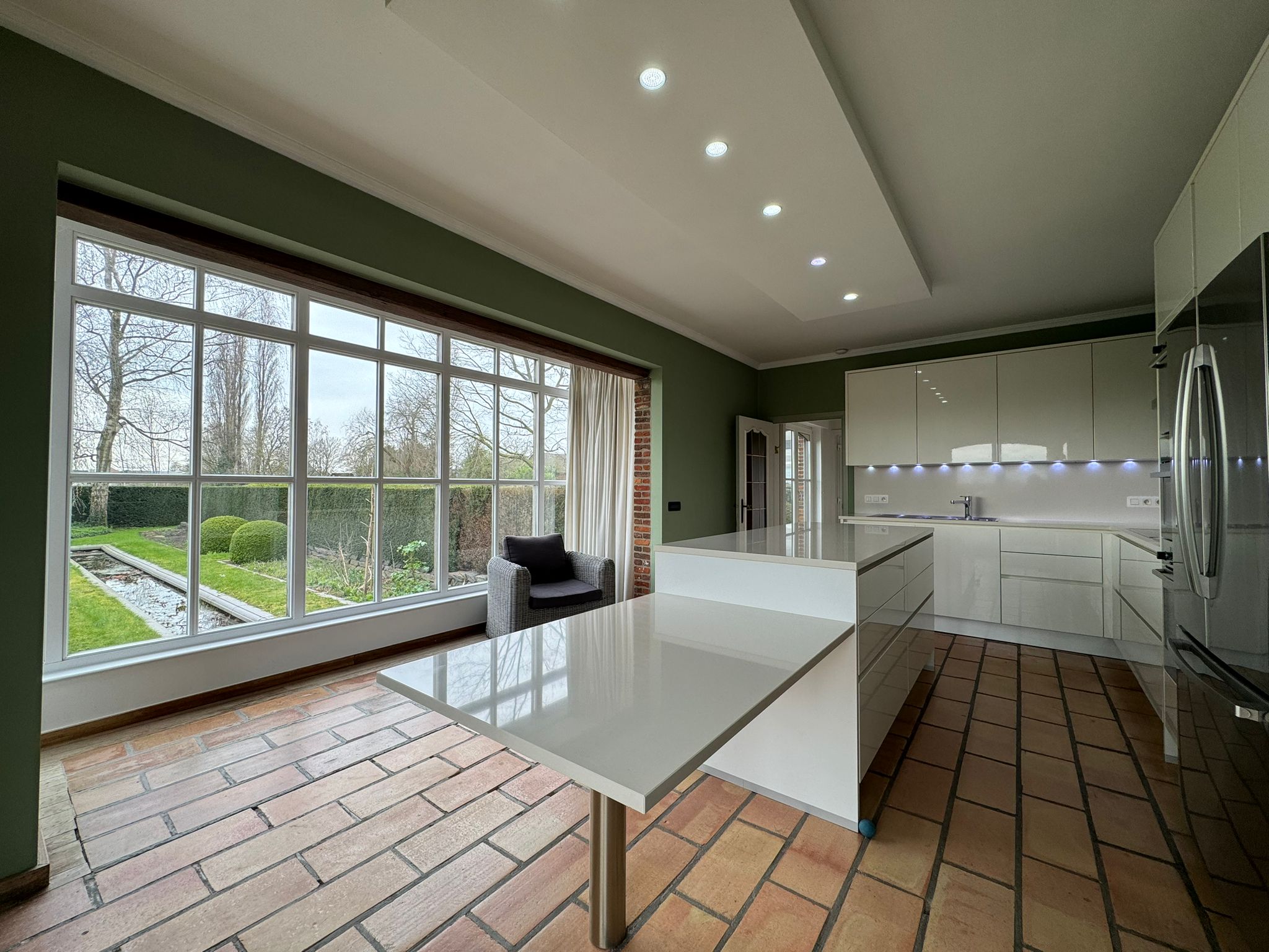 Ruime villa op 2000m² in Sint-Baafs-Vijve - foto 4