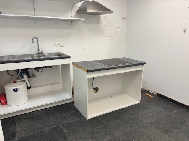 Handelsruimte in de commerciële straat van Bredene Duinen - foto 5