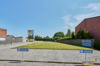  Bouwgrond voor open bebouwing met een straatbreedte van 13.96meter en perceeldiepte van 38,32meter. Gelegen op 900 meter van het station van Lommel...
