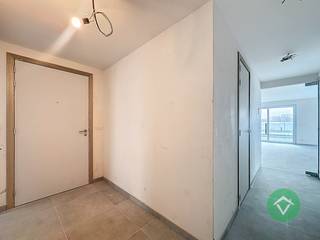 Wonen op een levendige locatie met zicht op alles wat Nieuwpoort te bieden heeft? Dit ruim en modern appartement in residentie Hélène-Charlotte...