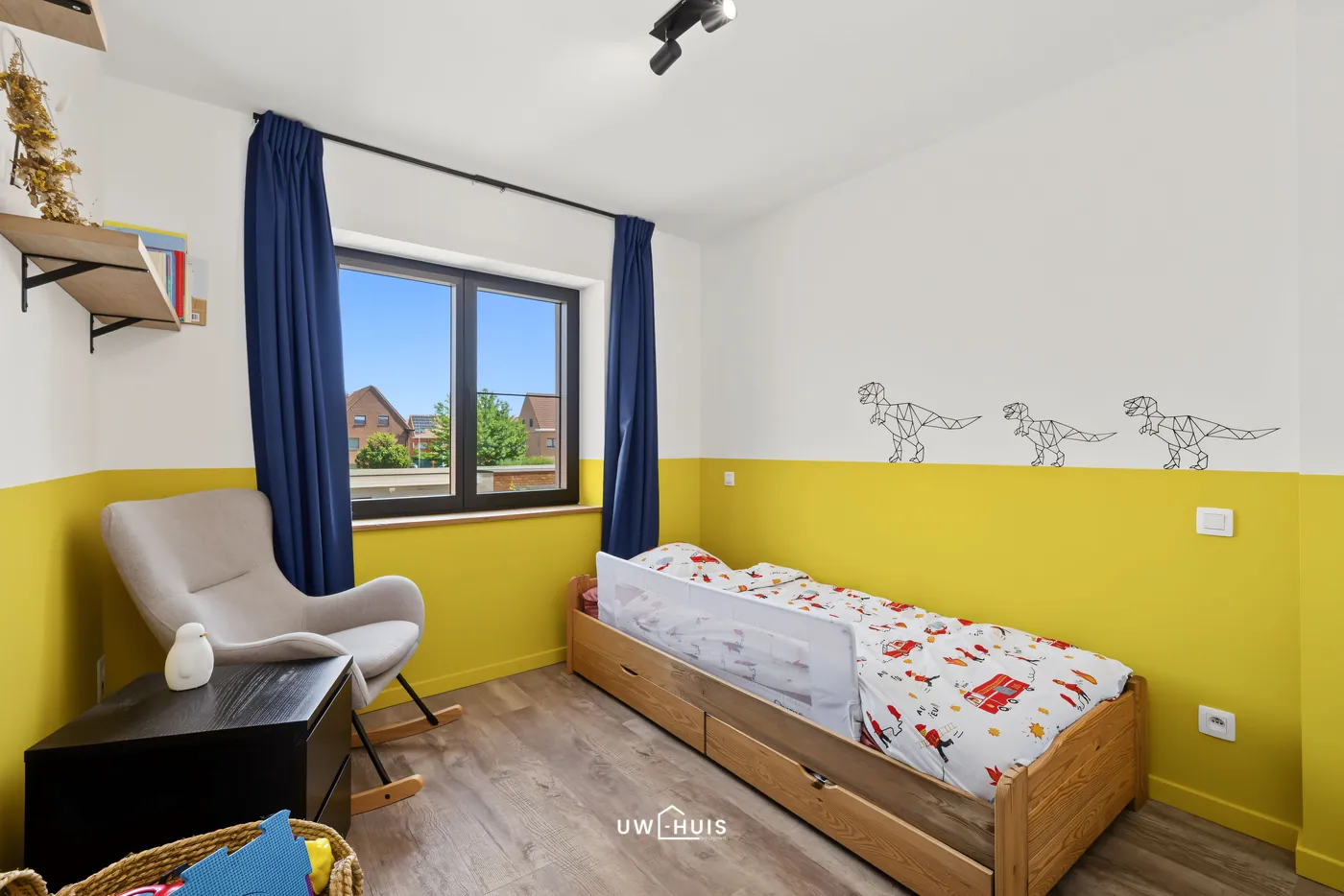 Instapklare gezinswoning met 3 slaapkamers, garage en tuin in hartje Zele - foto 5
