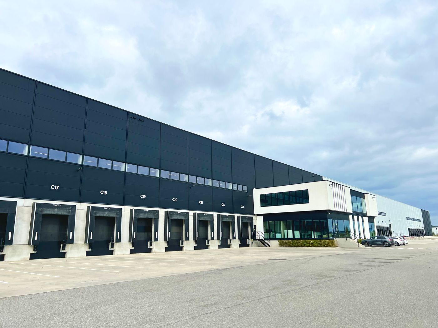 11.418 m² nieuwbouw logistieke loods te huur - foto 1