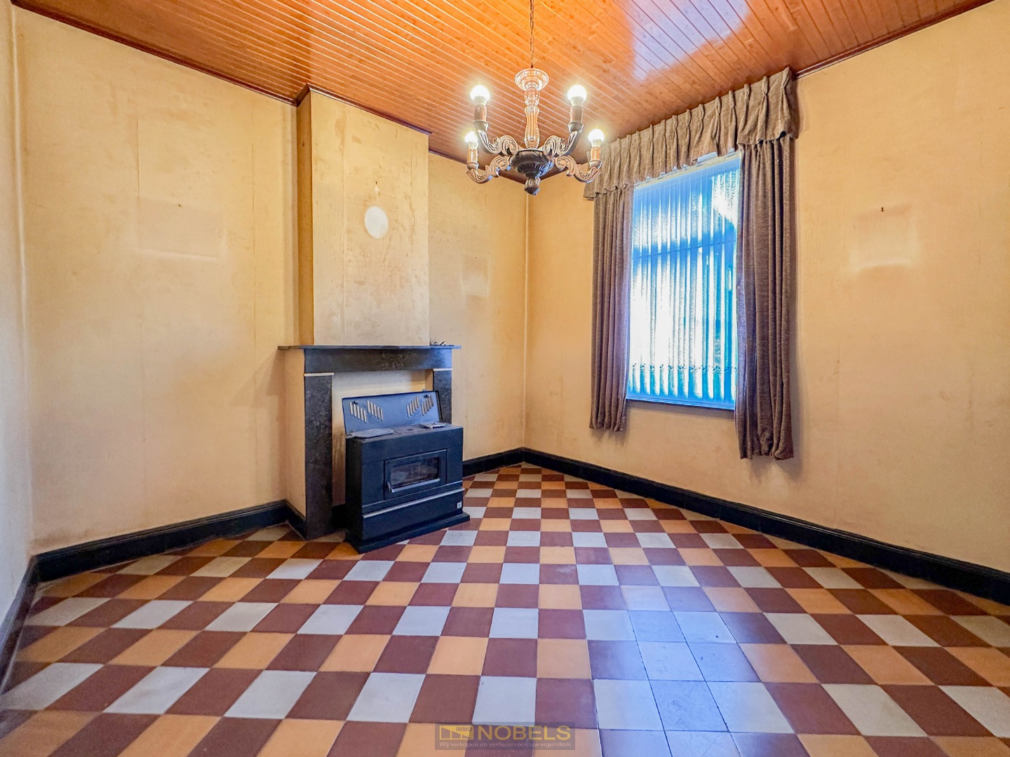 Te koop, te renoveren stadswoning met koertje te Eine (Oudenaarde). - foto 4