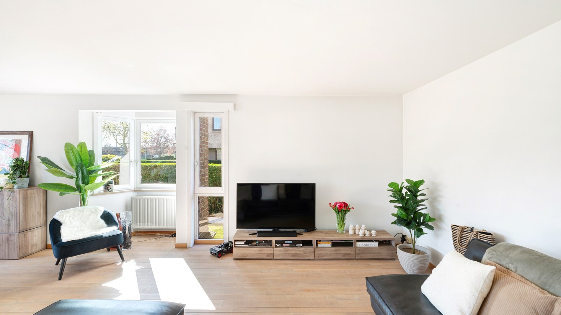Prachtig gelegen appartement met tuin te Brugge - foto 3