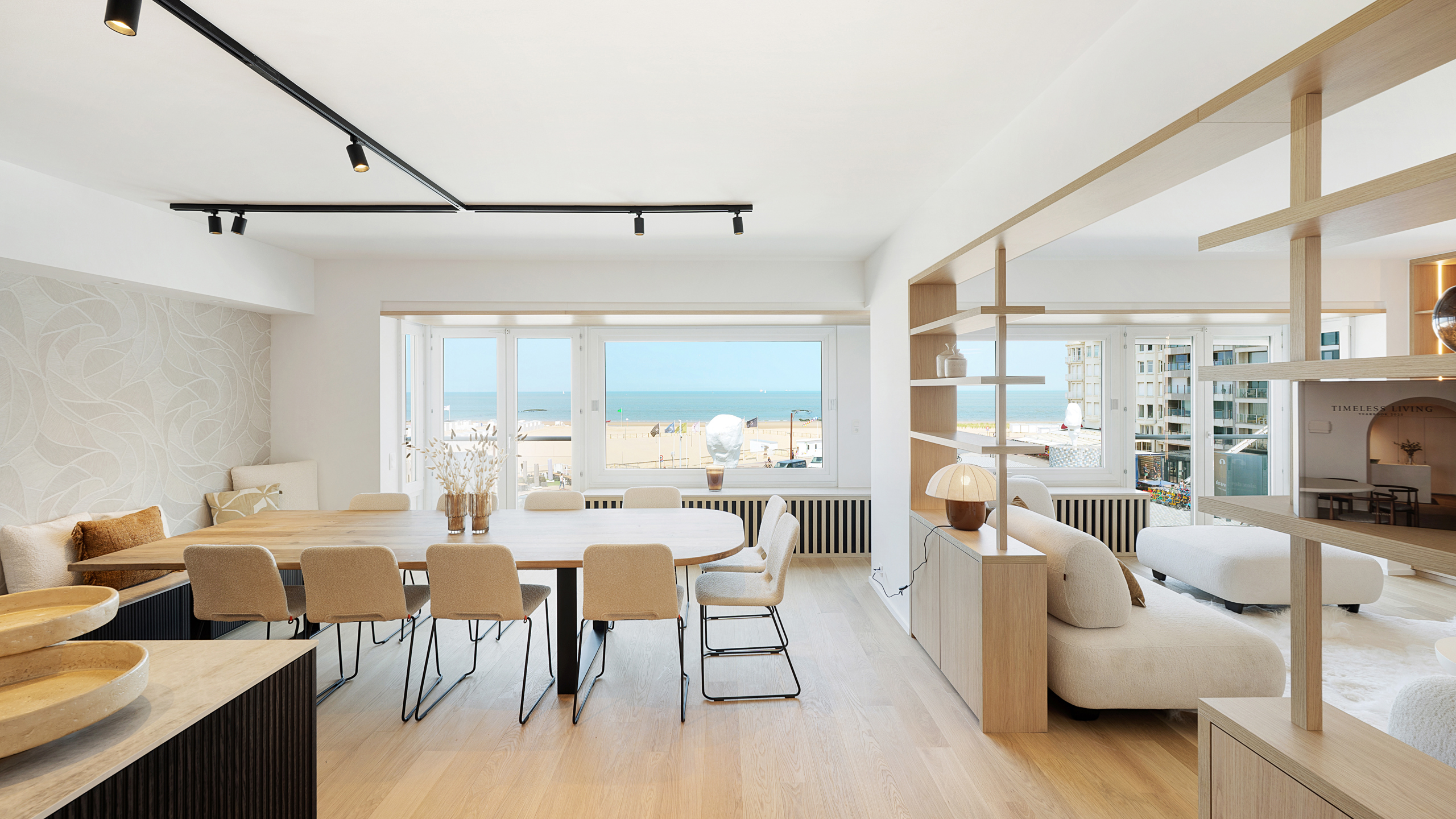 Appartement met 5 slaapkamers en 10m gevel te Rubensplein. - foto 2