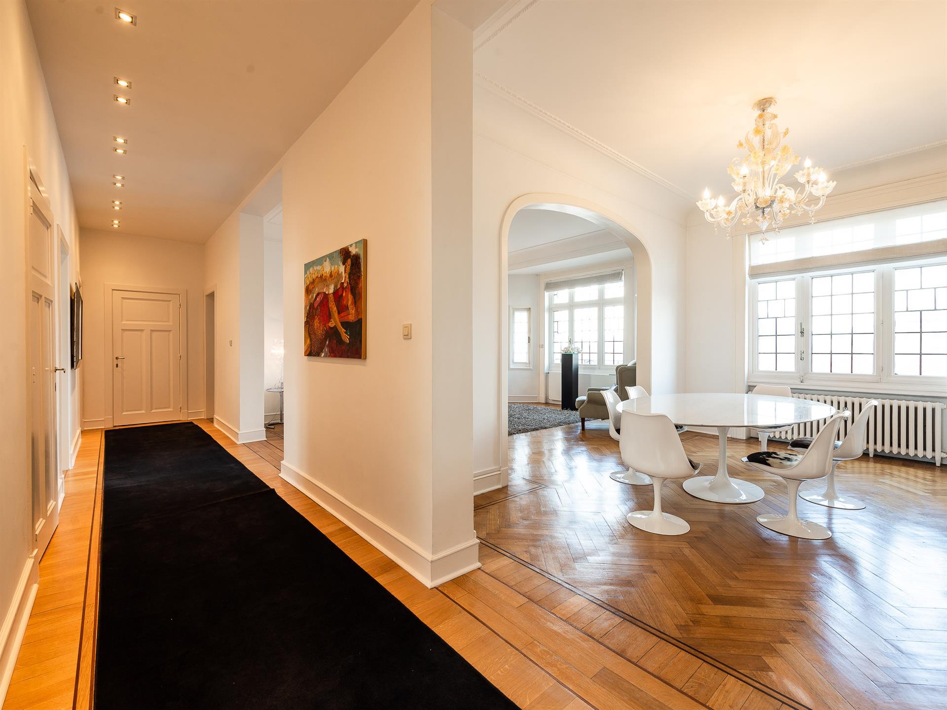 Apartment for rent in Schaerbeek with 2 bedrooms - photo 1