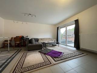 Dit appartement ligt in Guigoven, Hasselt en werd recent volledig opgeknapt. Het maakt deel uit van een kleine residentie met slechts 3...