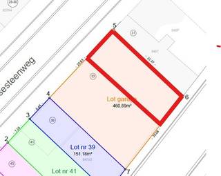 Loods te koop in Harelbeke +-168m²<br /><br />+-7m breed op +-21,37m diep (binnenmaten). Afmetingen zijn nog onder voorbehoud. <br />Er dient nog een landmeter langs te komen om de grenzen van de loodsen vast te leggen. <br /><br />Elektrische poort aanwezig. Plafondhoogte van de loods is 4,84m hoog.