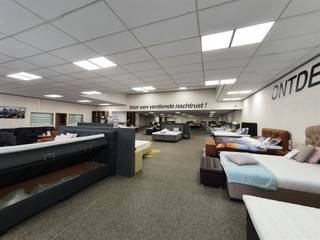 <p><span> </span></p><p><span> </span></p><p><span>Handelsruimte van 1000m².</span></p><p><span> </span></p><p><span>Op een uiterst commerciële locatie.</span></p><p><span>Aan de bekende winkelboulevard tussen Hasselt en Genk.</span></p><p><span>Buren zijn de Axion, Gamma, Fun, XL-keukens, Zeeman,...</span></p><p><span> </span></p><p><span>Vg, Wg, Gdv, Gvkr, Gvv, Gog</span></p>