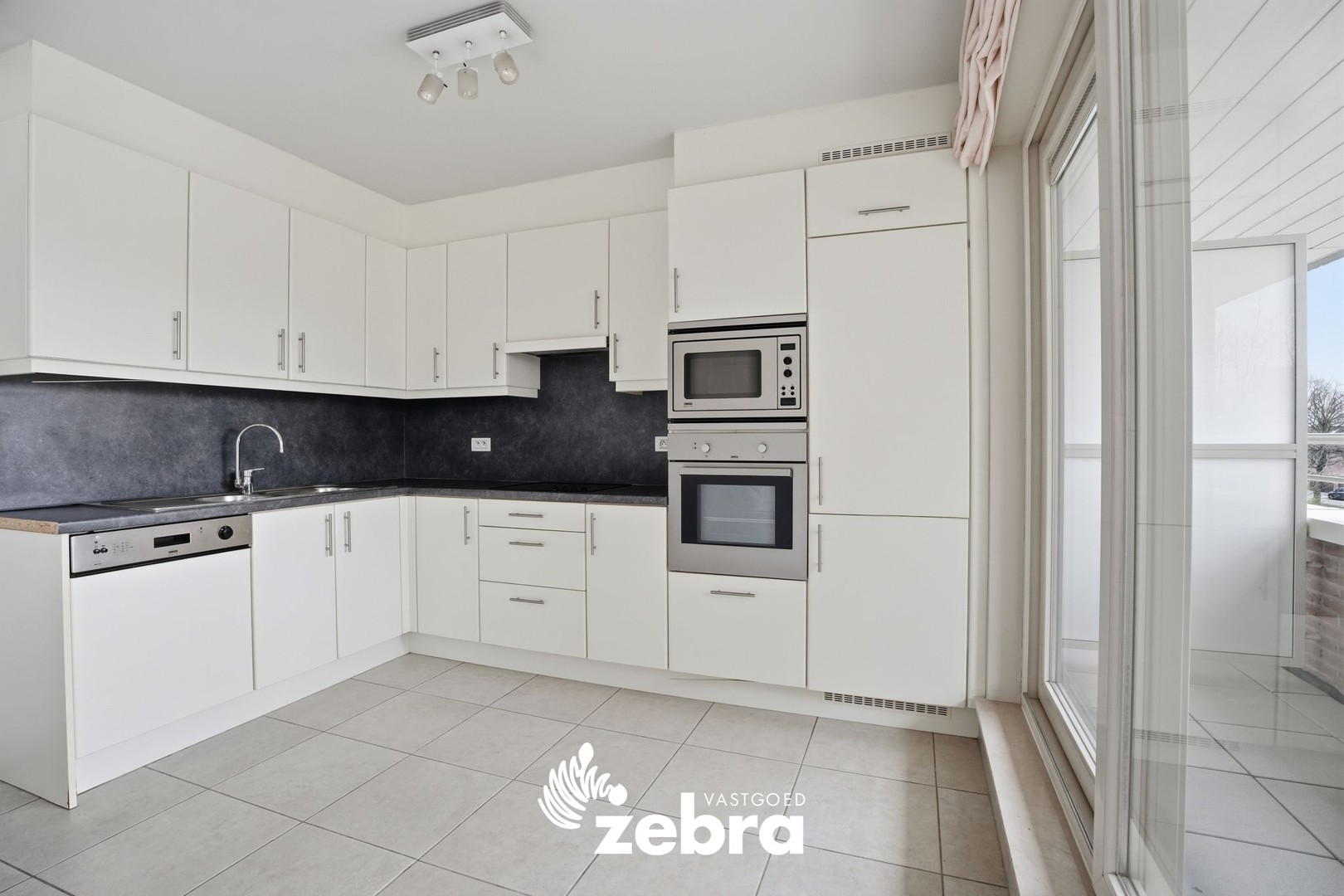 Duplex-appartement met 3 slpk, 3 terrassen + 2 badk in Roeselare! - foto 5