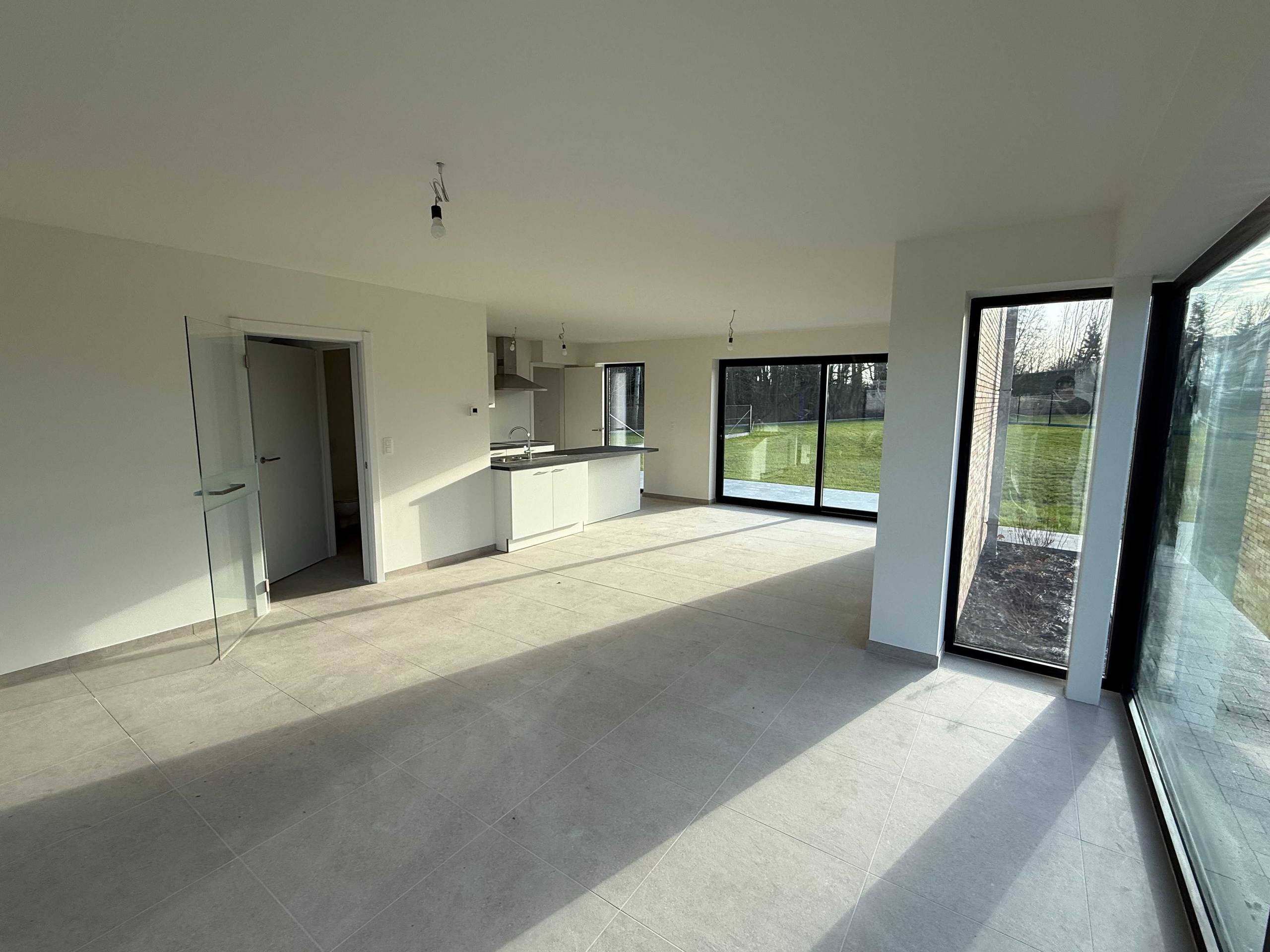 Huis te huur in Kruishoutem met 3 slaapkamers - foto 3