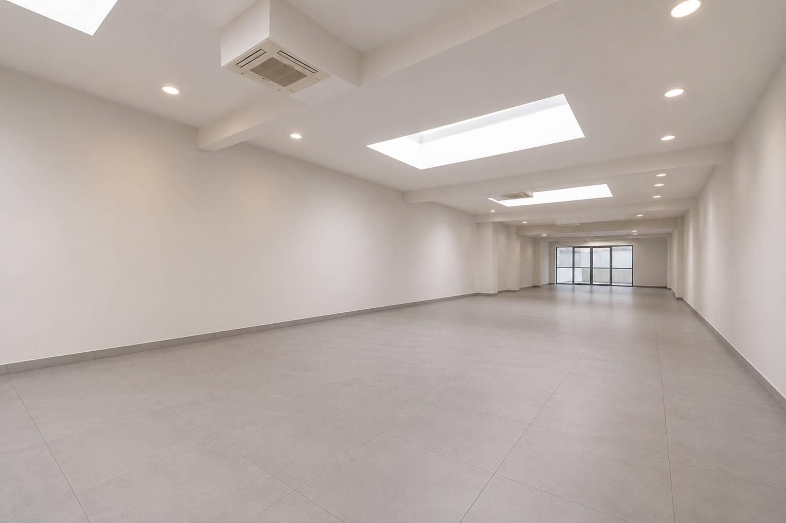 INSTAPKLAAR HANDELS-/KANTOORGELIJKVLOERS (334m²) - foto 4