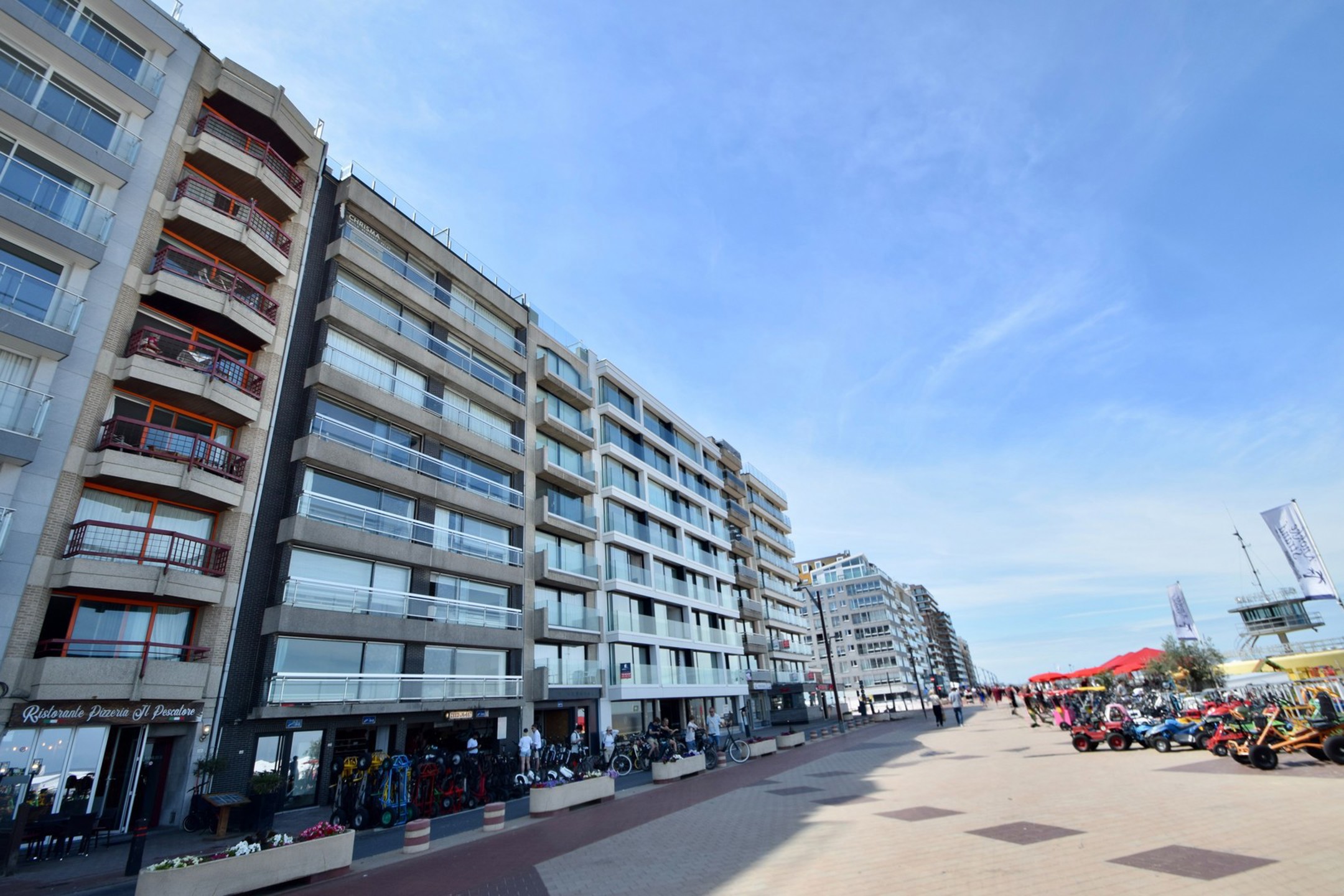 Fantastisch gerenoveerd appartement met zeezicht gelegen tussen het Lichttorenplein en het Albertplein - foto 4