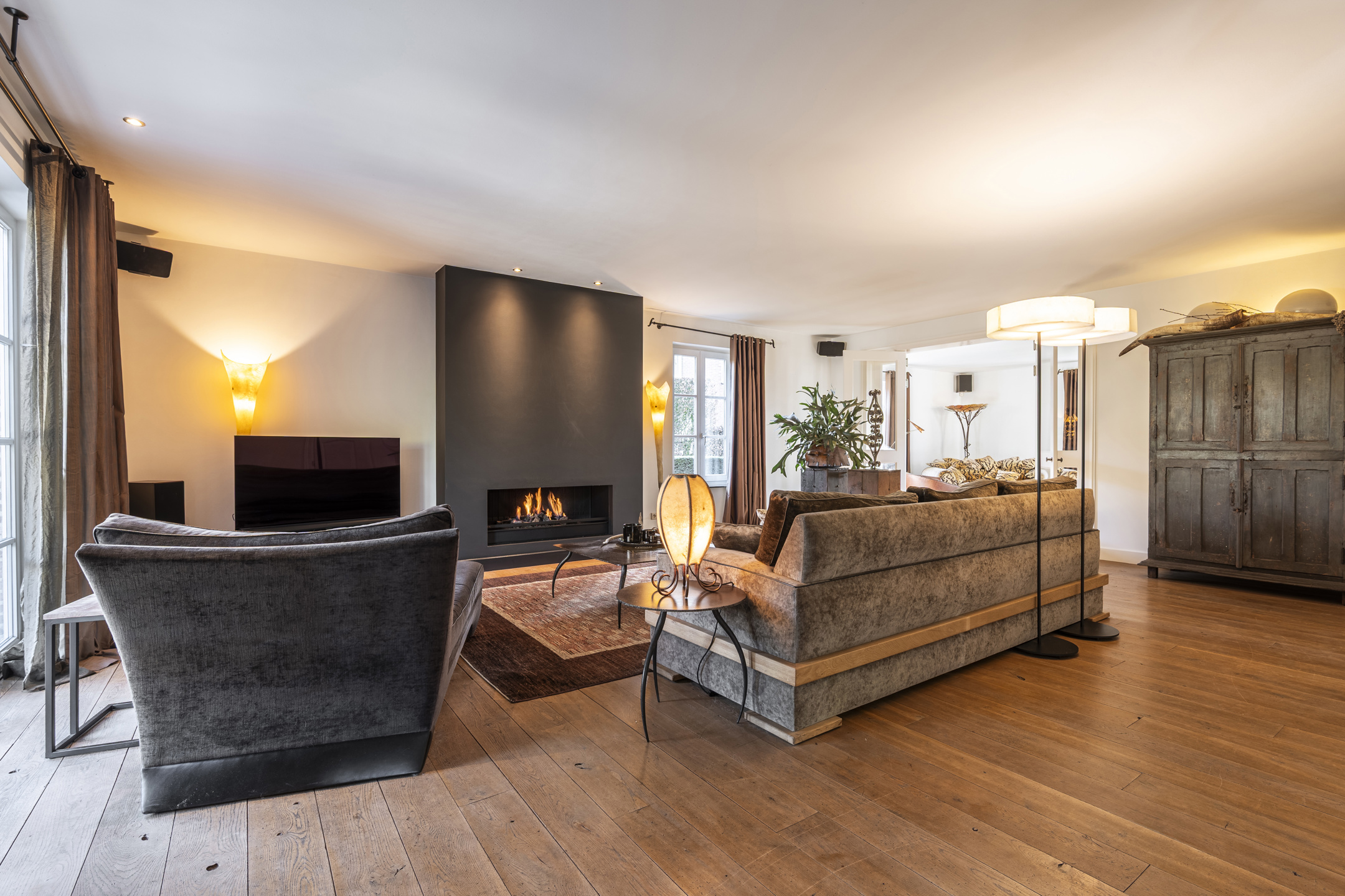 Luxe villa met een oppervlakte van 475m² op 1.383m² grond. - foto 5