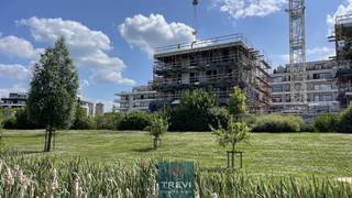 A seulement quelques minutes de la gare et du centre-ville, découvrez nos deux nouvelles résidences dans le beau quartier "Le Champ du Moulin"...