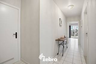 Ontdek dit instapklaar appartement gelegen in Roeselare. Het appartement bevindt zich nabij het bruisende stadscentrum. Bovendien zijn...