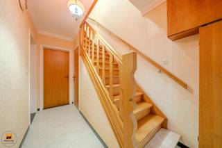 Met een landelijk uitzicht, op een boogscheut van Evergem-centrum en dichtbij tal van voorzieningen? Dat zijn de perfecte kenmerken voor deze...