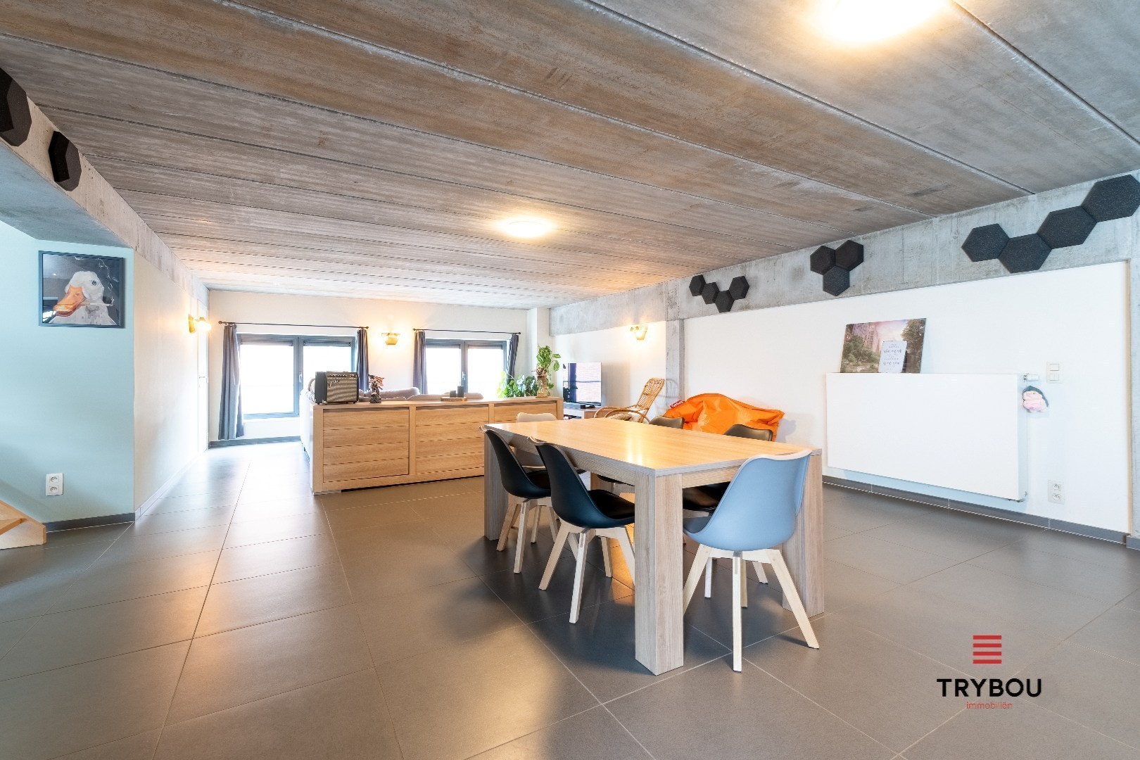 Uitzonderlijk ruime industriële duplex met ruim terras in centrum Roeselare - foto 4