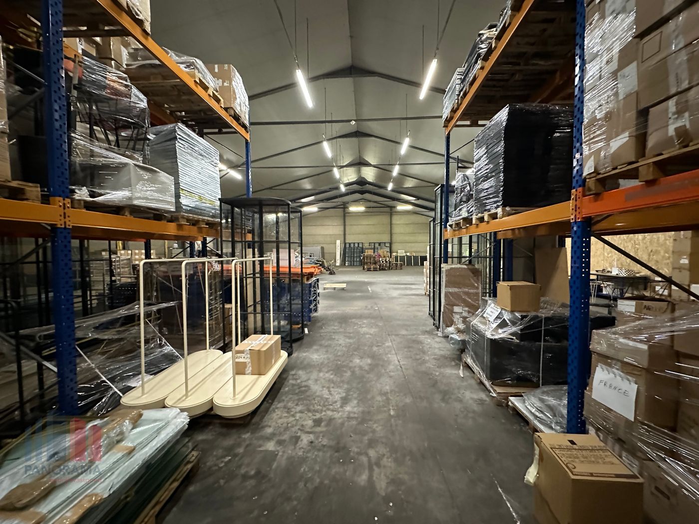 1.000 m² opslagruimte te huur - photo 2