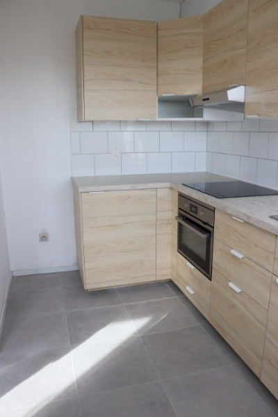 Rustig gelegen APP 80m2 op de 2eV met 2 SLK, garage en landelijk uitzicht - foto 5