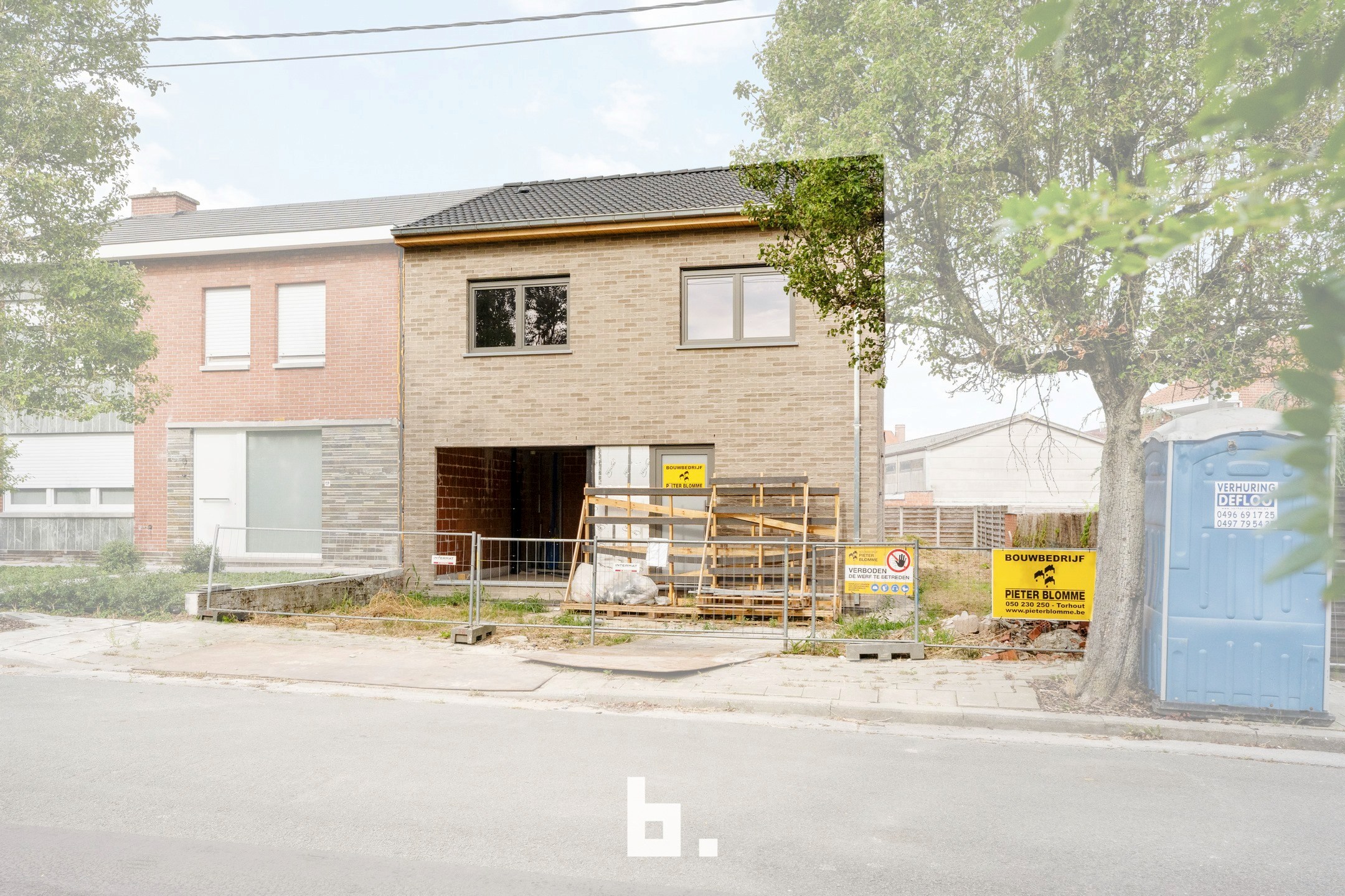 Nieuwbouwwoning te koop in Roeselare – Halfopen bebouwing - foto 1