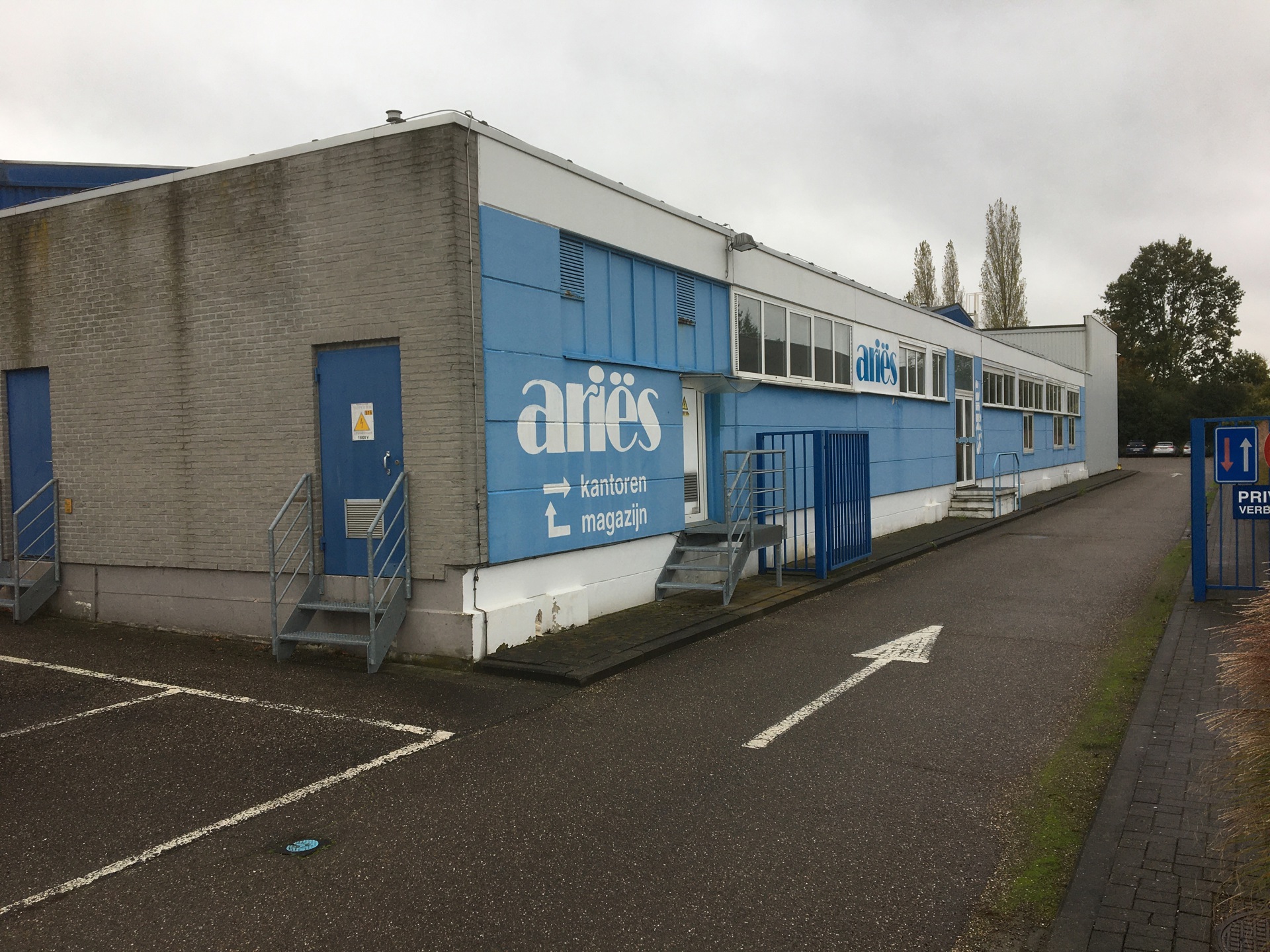 Goed gelegen opslagplaats van +/- 800m² te Kontich - foto 5