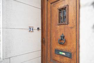 Te koop: karaktervolle halfopen woning in het centrum van Zaventem, op wandelafstand van scholen, openbaar vervoer, park en treinstation.Deze unieke...