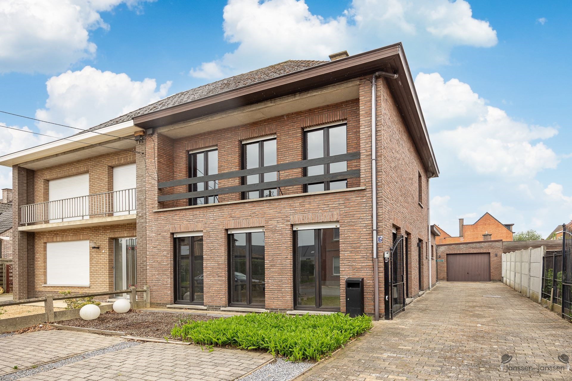 Charmante woning HOB met 3 slaapkamers, aparte garage op een perceel van 433m² te Rillaar. - foto 1