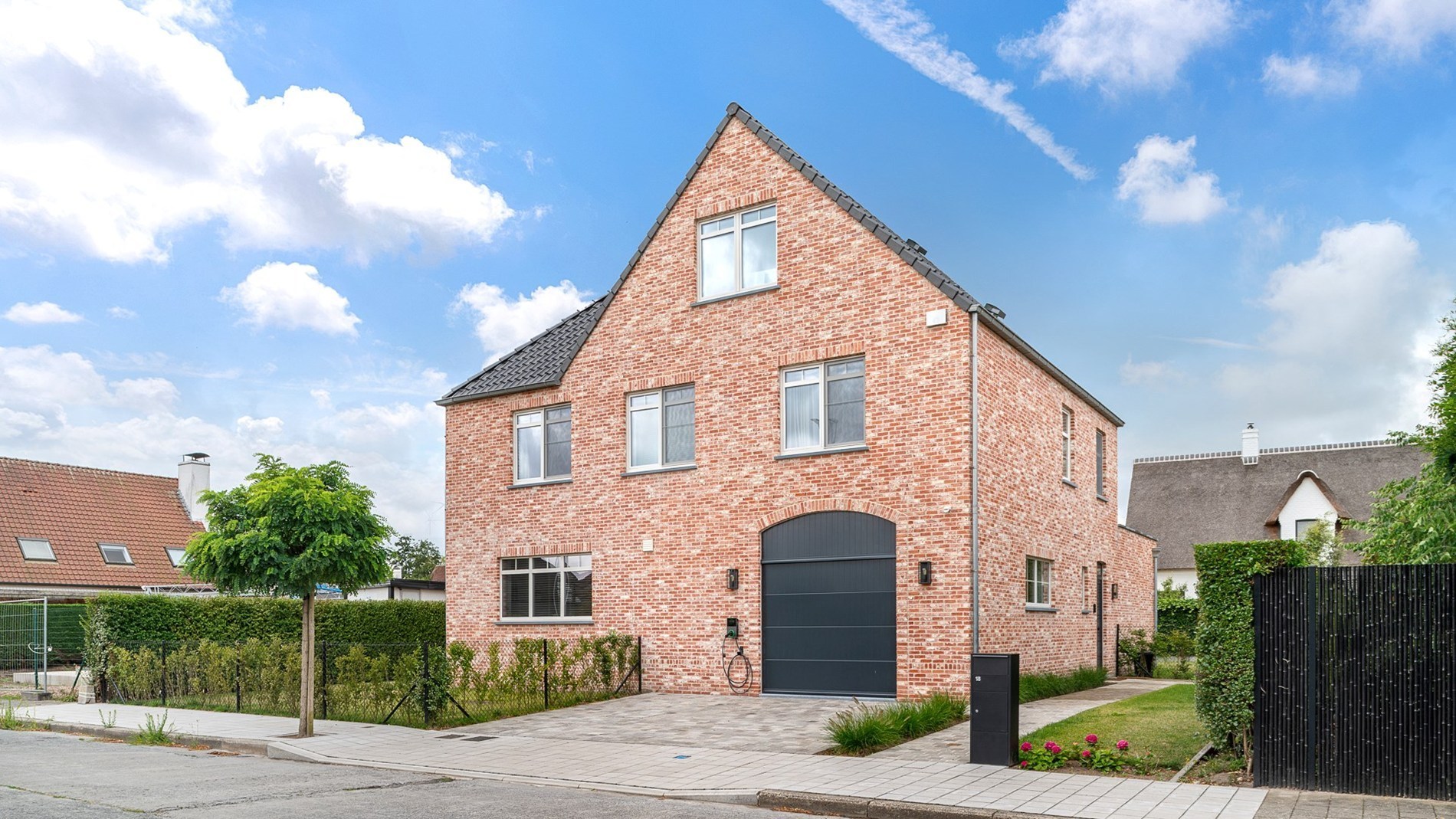 House for sale in Knokke with 4 bedrooms - photo 1