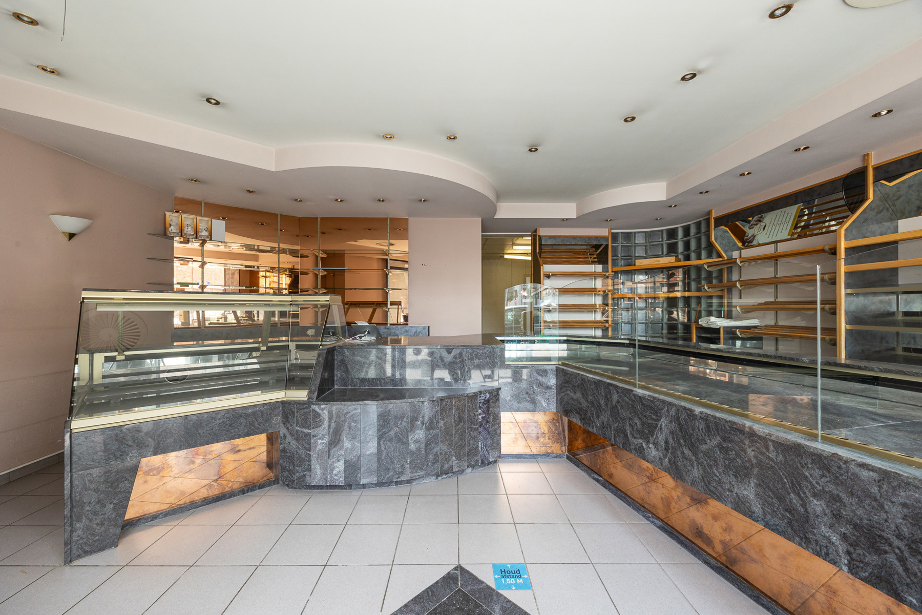 Te renoveren handelspand met woonst in hartje Turnhout - foto 2