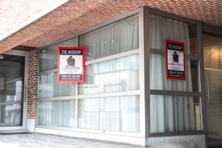 AANGENAME STUDIO CENTRAAL GELEGEN. Deze studio van ruim 60m2 is gelegen aan de rand van het handelscentrum van Geraardsbergen, op wandelafstand...