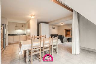 Dit lichtrijke en gemeubelde appartement van 88 m² is ideaal gelegen in het gezellige Middelkerke en vormt de perfecte uitvalsbasis aan zee. De...