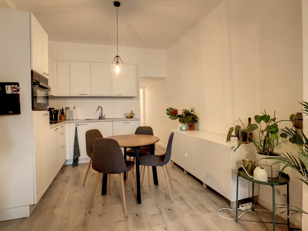 Gelijkvloersappartement met 1 slaapkamer te huur in Hoboken - foto 2