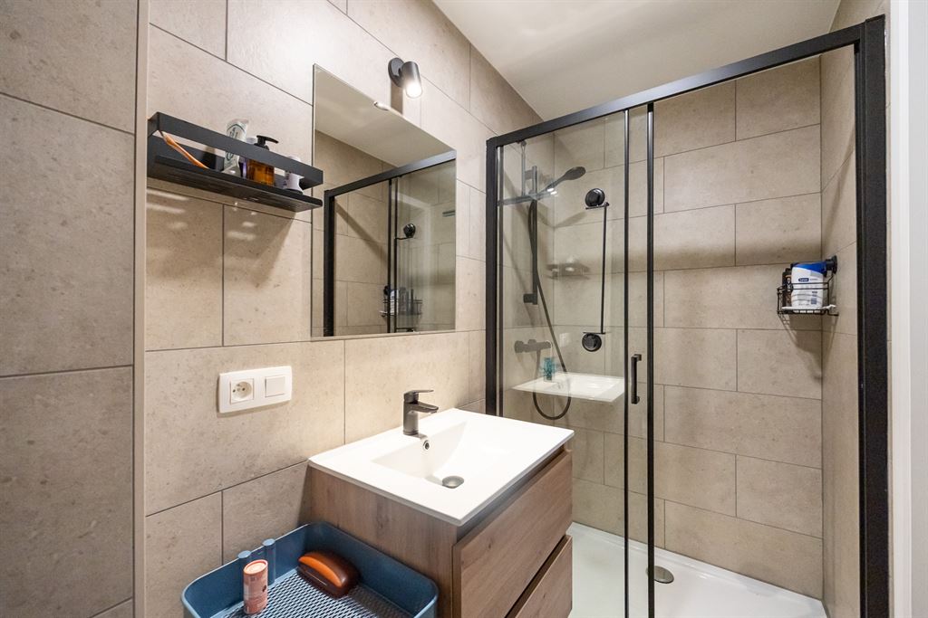 volledig gerenoveerd studentenpand met 9 hoogwaardige kamers - foto 5