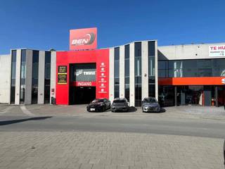 Goed gelegen kantoorgebouw nabij het centrum en de haven van Antwerpen.Het kantoor omvat een oppervlakte van ca. 350 m² en bevindt zich in de...