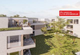 <p><span>Welkom in Spoortuin, een kleinschalig en kwalitatief woonproject waar wonen meer betekent dan enkel thuiskomen. Hier woon je in een rustige, groene omgeving, zonder in te boeten aan de voordelen van het dorpscentrum.</span></p><p><span>De twee hedendaagse gebouwen zijn ingeplant rond een ruime gemeenschappelijke binnentuin, die een oase van rust vormt voor bewoners en bezoekers. Grote raampartijen en royale terrassen zorgen ervoor dat binnen en buiten naadloos in elkaar overvloeien en creëren een aangename, lichtrijke woonbeleving.</span></p><p><span>Spoortuin werd ontworpen met het oog op de toekomst. Elk appartement voldoet aan de BEN-normen en beschikt over vloerverwarming en passieve koeling via een collectief warmtepompsysteem, aangevuld met zonnepanelen en hoogwaardige isolatie. Zo geniet u niet alleen van optimaal wooncomfort, maar ook van een bijzonder laag energieverbruik. </span></p><p><span>Dankzij de centrale ligging bevindt u zich op enkele minuten van winkels, scholen, horeca en het station van Puurs. Bovendien zorgen de vlotte verbindingen naar Antwerpen, Brussel en Sint-Niklaas ervoor dat Spoortuin de ideale uitvalsbasis vormt voor wie rustig wil wonen en toch overal dichtbij wil zijn.</span></p><p><span> </span></p>