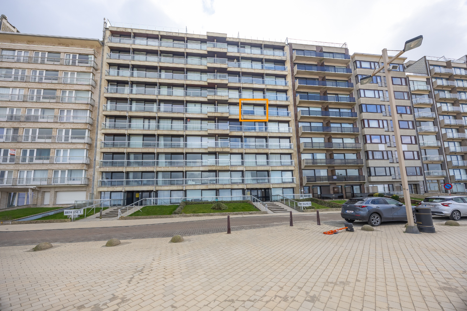 Gerenoveerde studio met frontaal zeezicht te koop in Middelkerke - foto 1