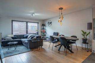 Instapklaar 2 slpk appartement op gunstige ligging te TurnhoutEPC: B-label | 85 m² bewoonbare opp. | Garagebox €15.000 | Elektriciteit...