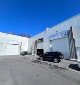 KMO unit te  huur in bedrijvenpark Pallet te Aarschot. Deze unit heeft een uitstekende ligging en goede bereikbaarheid. Het pand ligt op 2km van...