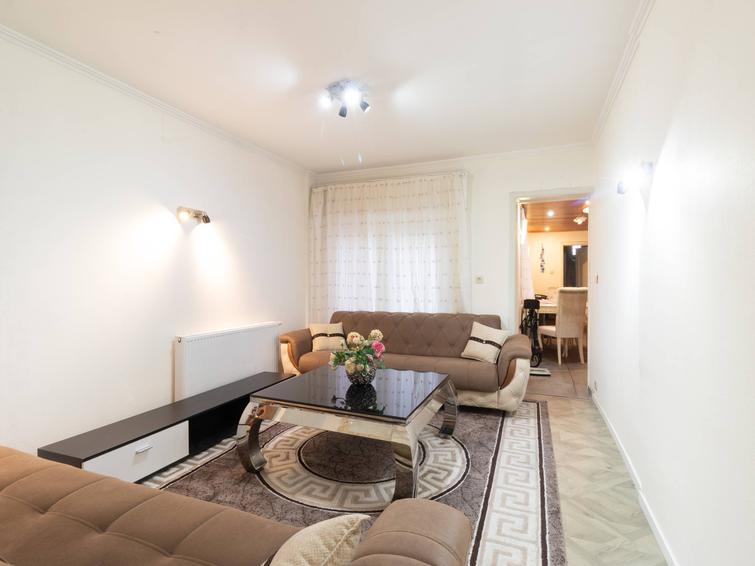 Handelspand met 2 appartementen op toplocatie - foto 5