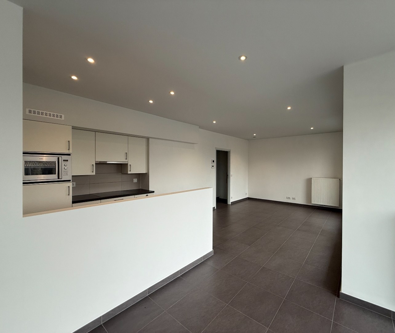 Lichtrijk appartement met ruim terras en groen uitzicht in Zwijnaarde - foto 4