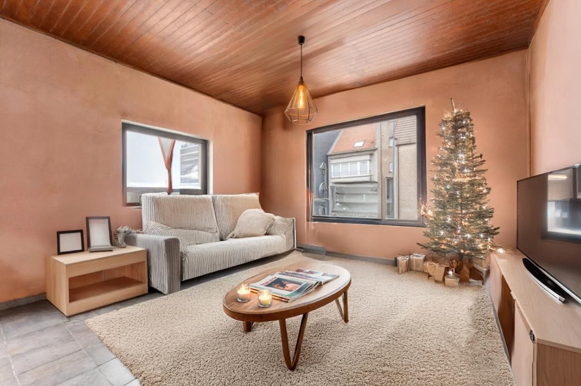 Te renoveren gezinswoning in Middelkerke - foto 2