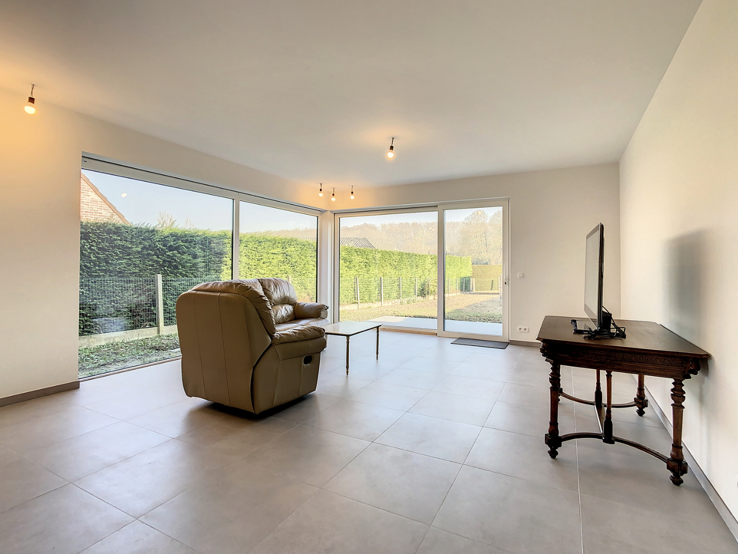 Te huur, BEN-woning op gunstige locatie te Oudenaarde - photo 4