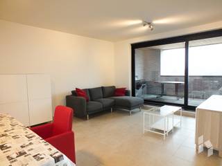 Goed gelegen, recent appartement (92 m²) met 2 slaapkamers, een terras, kelderberging en ondergrondse autostaanplaats in het centrum van...